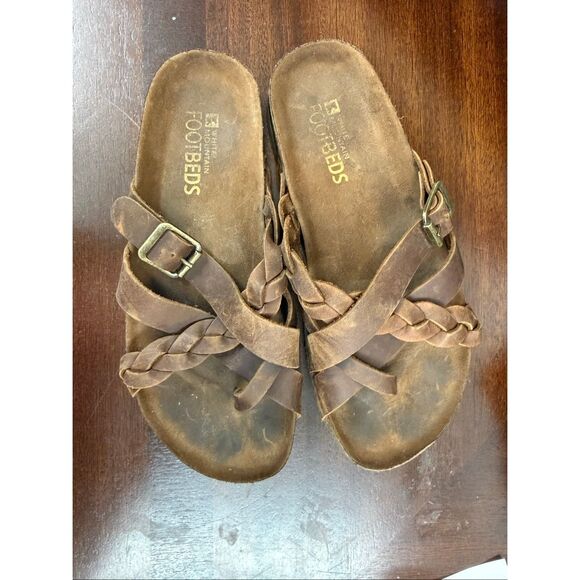White Mountain Shoes - WHITE MOUNTAIN Footbeds Leather Strappy Sandals